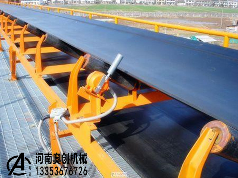 皮帶輸送機生產廠家現(xiàn)場展示
